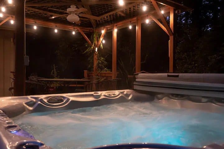 Hendo Haven Exterior Hot Tub